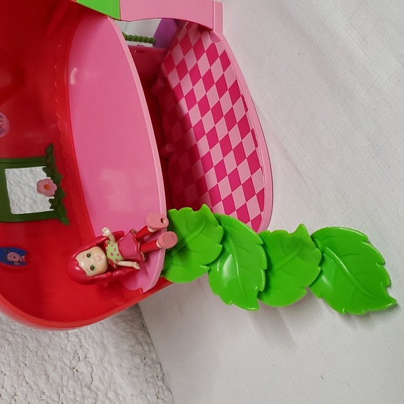 2008 Strawberry Shortcake Cafe + Doll & Dress Whirley Blue Bird Hasbro Toy - Picture 12 of 17